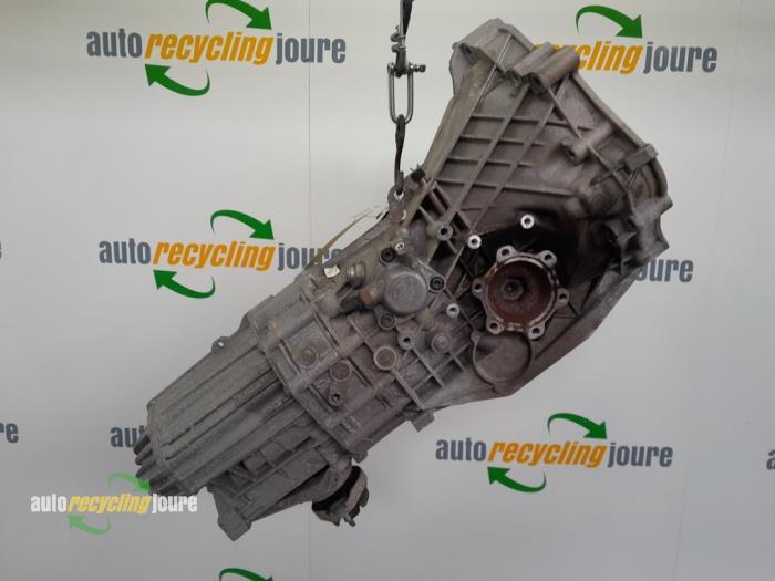 Gebruikte Versnellingsbak Audi A4 (B7) 2.0 TDI 16V Prijs € 125,00 Margeregeling aangeboden door Autorecycling Joure B.V.