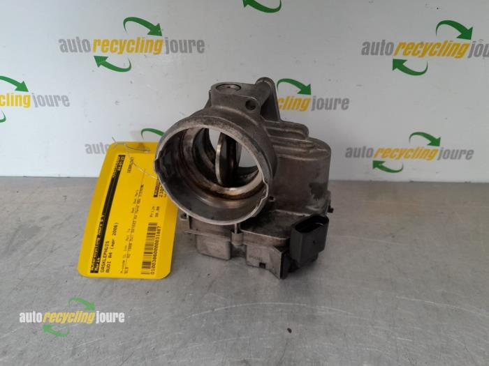 Gebruikte Gasklephuis Audi A4 (B7) 2.0 TDI 16V Prijs € 19,99 Margeregeling aangeboden door Autorecycling Joure B.V.