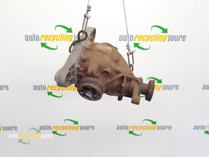 Gebruikte Cardanklok achter BMW 5 serie (E39) 528i 24V Prijs € 175,00 Margeregeling aangeboden door Autorecycling Joure B.V.