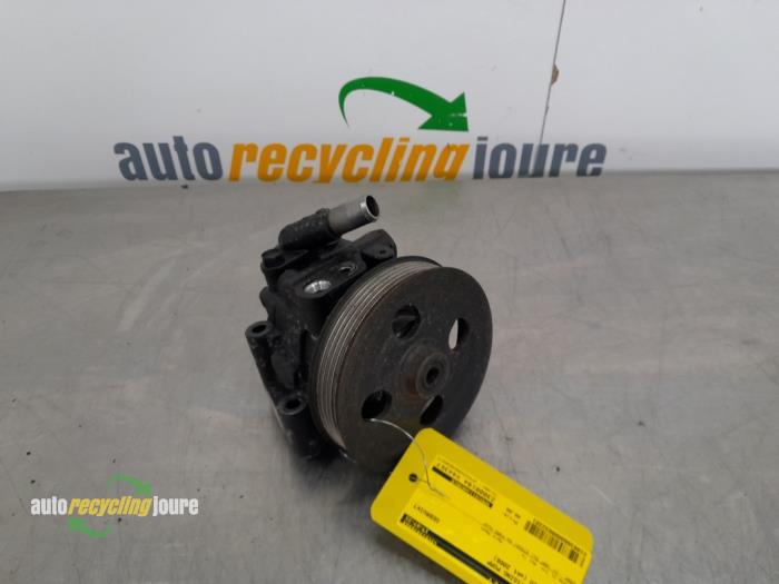 Gebruikte Stuurpomp Ford Mondeo IV Wagon 2.0 TDCi 140 16V Prijs € 45,00 Margeregeling aangeboden door Autorecycling Joure B.V.