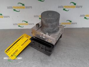 Gebruikte ABS Pomp Mercedes B (W245) 1.5 B-150 16V Prijs € 49,99 Margeregeling aangeboden door Autorecycling Joure B.V.