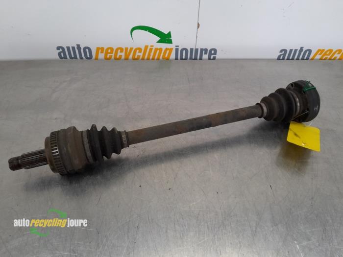 Gebruikte Aandrijfas links-achter BMW 1 serie (E87/87N) 118d 16V Prijs € 24,99 Margeregeling aangeboden door Autorecycling Joure B.V.