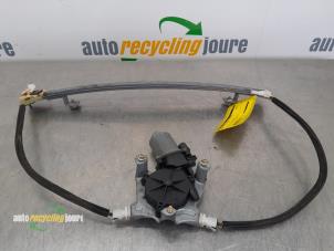 Gebruikte Ruitmechaniek 2Deurs links-voor Renault Clio II (BB/CB) 1.2 GPL Prijs € 35,00 Margeregeling aangeboden door Autorecycling Joure B.V.