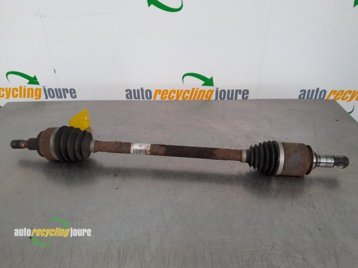 Gebruikte Steekas rechts-achter Mercedes ML II (164/4JG) 3.0 ML-320 CDI 4-Matic V6 24V Prijs € 24,99 Margeregeling aangeboden door Autorecycling Joure B.V.