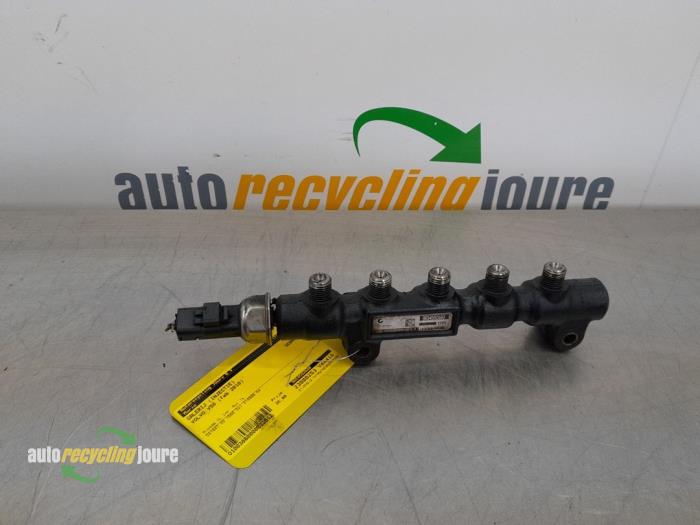 Gebruikte Common rail (Injectie) Volvo V50 (MW) 1.6 D 16V Prijs € 30,00 Margeregeling aangeboden door Autorecycling Joure B.V.