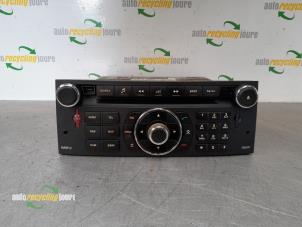 Gebruikte Radio Citroen C6 (TD) 2.7 HDiF V6 24V Prijs € 150,00 Margeregeling aangeboden door Autorecycling Joure B.V.