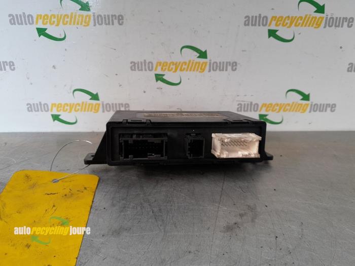 Gebruikte PDC Module Citroen C6 (TD) 2.7 HDiF V6 24V Prijs € 34,99 Margeregeling aangeboden door Autorecycling Joure B.V.