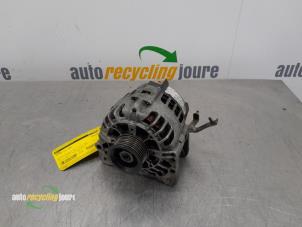 Gebruikte Dynamo Volkswagen Polo IV (9N1/2/3) 1.2 Prijs € 59,95 Margeregeling aangeboden door Autorecycling Joure B.V.