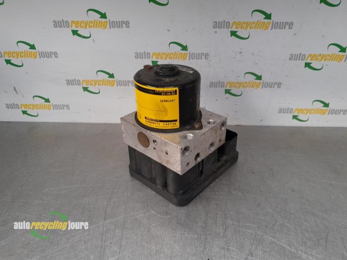 Gebruikte ABS Pomp Volkswagen Polo IV (9N1/2/3) 1.2 Prijs € 49,99 Margeregeling aangeboden door Autorecycling Joure B.V.