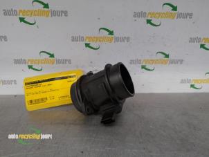 Gebruikte Luchtmassameter Peugeot Bipper (AA) 1.4 HDi Prijs € 30,25 Inclusief btw aangeboden door Autorecycling Joure B.V.