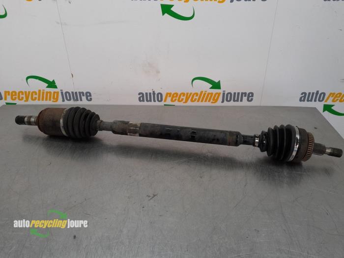 Gebruikte Steekas rechts-voor Mercedes ML I (163) 320 3.2 V6 18V Autom. Prijs € 59,99 Margeregeling aangeboden door Autorecycling Joure B.V.