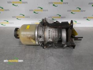 Gebruikte Servopomp Opel Astra G (F67) 2.0 16V Turbo OPC Prijs € 74,99 Margeregeling aangeboden door Autorecycling Joure B.V.