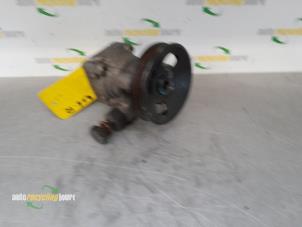 Gebruikte Servopomp Kia Sorento I (JC) 3.5 V6 24V Prijs € 49,99 Margeregeling aangeboden door Autorecycling Joure B.V.