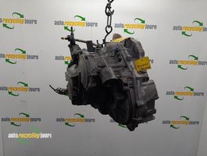 Gebruikte Automaatbak Renault Espace (JK) 3.5 V6 24V Grand Espace Prijs € 250,00 Margeregeling aangeboden door Autorecycling Joure B.V.