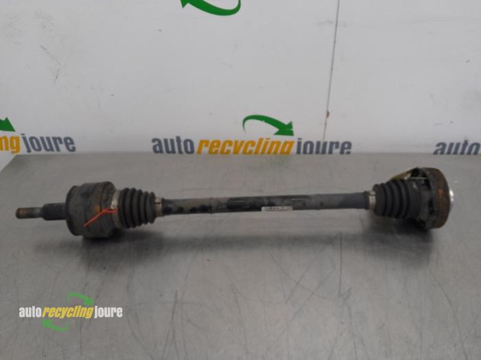 Gebruikte Aandrijfas rechts-achter Volkswagen Touareg (7LA/7L6) 2.5 TDI R5 Prijs € 49,99 Margeregeling aangeboden door Autorecycling Joure B.V.