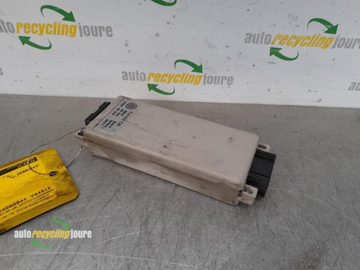 Gebruikte Telefoon Module Volkswagen Touareg (7LA/7L6) 2.5 TDI R5 Prijs € 39,99 Margeregeling aangeboden door Autorecycling Joure B.V.