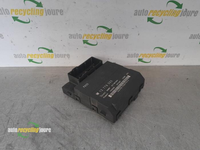 Computer Body Control van een Saab 9-3 Sport Estate (YS3F) 1.9 TiD 16V 2008