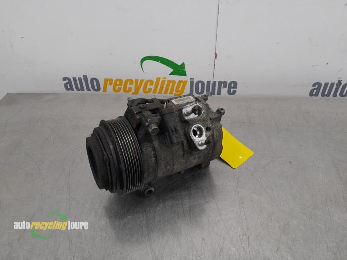 Gebruikte Aircopomp Chrysler 300 C Touring 3.0 CRD 24V Prijs € 99,99 Margeregeling aangeboden door Autorecycling Joure B.V.