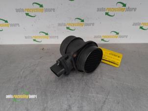 Gebruikte Luchtmassameter BMW 1 serie (E87/87N) 116i 1.6 16V Prijs € 25,00 Margeregeling aangeboden door Autorecycling Joure B.V.