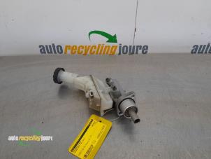 Gebruikte Hoofdremcilinder Nissan Note (E11) 1.4 16V Prijs € 25,00 Margeregeling aangeboden door Autorecycling Joure B.V.