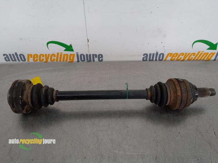 Gebruikte Steekas links-achter BMW X5 (E53) 3.0d 24V Prijs € 72,59 Inclusief btw aangeboden door Autorecycling Joure B.V.
