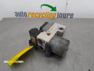 Gebruikte ABS Pomp Saab 9-5 (YS3E) 3.0 t V6 24V Prijs € 150,00 Margeregeling aangeboden door Autorecycling Joure B.V.