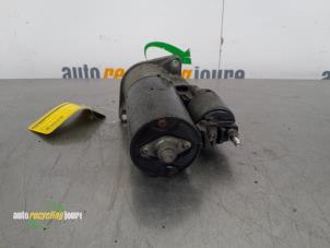 Startmotor van een Alfa Romeo 159 Sportwagon (939BX) 1.9 JTDm 2008