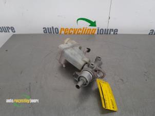 Gebruikte Hoofdremcilinder Alfa Romeo 159 Sportwagon (939BX) 1.9 JTDm Prijs € 49,99 Margeregeling aangeboden door Autorecycling Joure B.V.