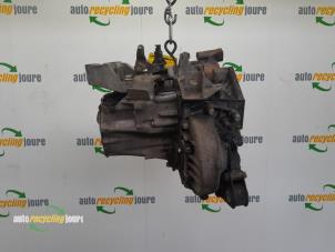 Gebruikte Versnellingsbak Peugeot Boxer (U9) 2.2 HDi 120 Euro 4 Prijs € 675,00 Margeregeling aangeboden door Autorecycling Joure B.V.