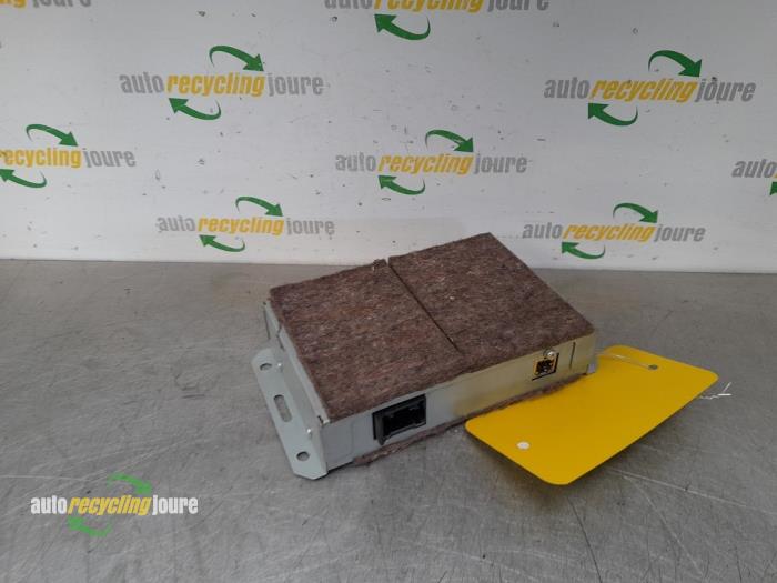 Gebruikte Comfort Module BMW 3 serie Touring (E91) 318d 16V Prijs € 69,99 Margeregeling aangeboden door Autorecycling Joure B.V.