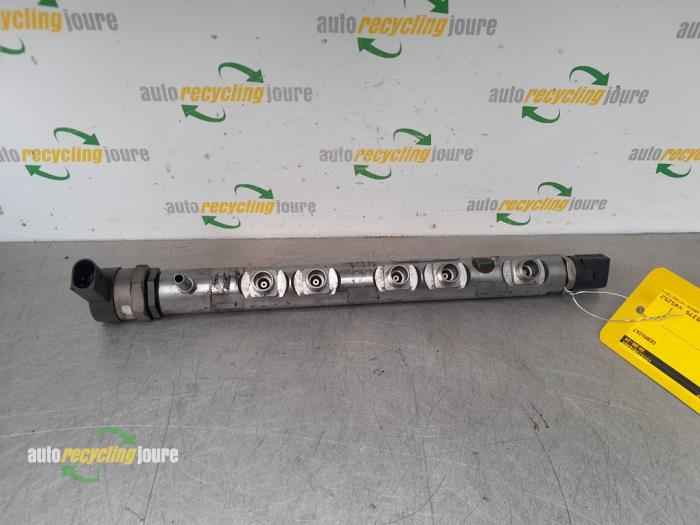 Gebruikte Verstuiver brug BMW 3 serie Touring (E91) 318d 16V Prijs € 49,99 Margeregeling aangeboden door Autorecycling Joure B.V.