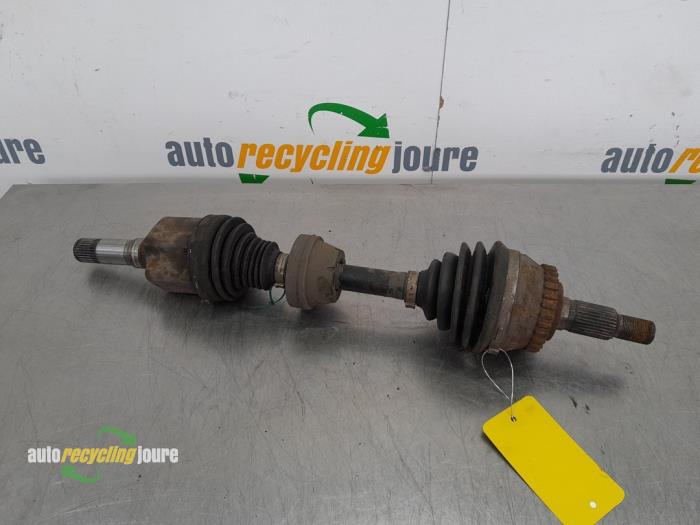 Gebruikte Aandrijfas rechts-voor Saab 9-5 Estate (YS3E) 2.3 Turbo 16V Aero TS Prijs € 75,00 Margeregeling aangeboden door Autorecycling Joure B.V.