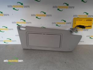 Gebruikte Zonneklep Opel Signum (F48) 3.0 CDTI V6 24V Prijs € 19,99 Margeregeling aangeboden door Autorecycling Joure B.V.