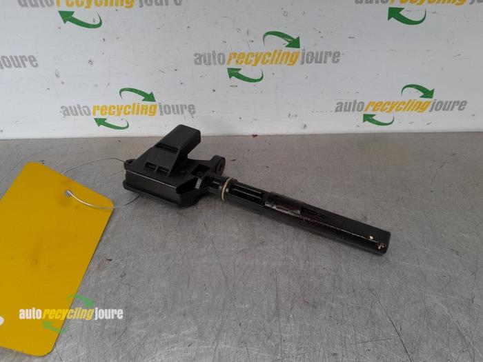 Gebruikte Oliepeil sensor Volkswagen Polo V (6R) 1.2 12V Prijs € 19,99 Margeregeling aangeboden door Autorecycling Joure B.V.