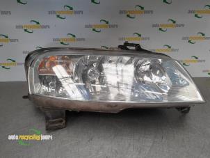 Gebruikte Rechter Koplamp Fiat Stilo (192A/B) 1.6 16V 5-Drs. Prijs € 39,99 Margeregeling aangeboden door Autorecycling Joure B.V.