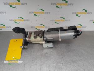 Gebruikte Achterklep motor Audi Q7 (4LB) 3.0 TDI V6 24V Prijs € 174,99 Margeregeling aangeboden door Autorecycling Joure B.V.