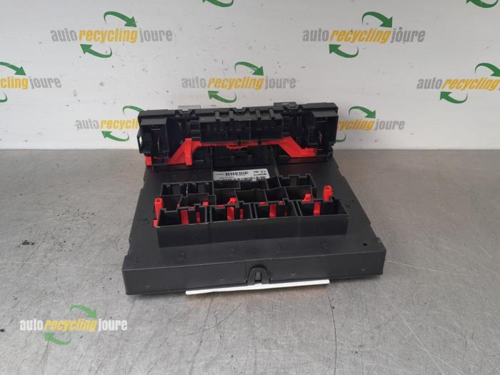 Gebruikte Boordcomputer Volkswagen Jetta III (1K2) 1.6 Prijs € 79,99 Margeregeling aangeboden door Autorecycling Joure B.V.