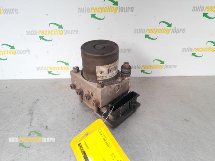 Gebruikte ABS Pomp Peugeot Boxer (U9) 2.2 HDi 120 Euro 4 Prijs € 79,99 Margeregeling aangeboden door Autorecycling Joure B.V.