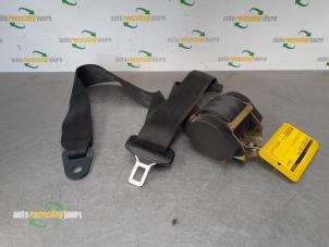 Gebruikte Veiligheidsgordel rechts-voor Peugeot Boxer (U9) 2.2 HDi 120 Euro 4 Prijs € 89,99 Margeregeling aangeboden door Autorecycling Joure B.V.