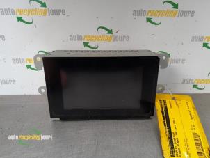 Gebruikte Display Interieur Nissan Almera Tino (V10M) 1.8 16V Prijs € 49,99 Margeregeling aangeboden door Autorecycling Joure B.V.