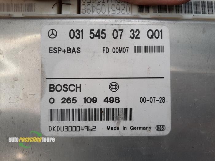 Esp computer van een Mercedes-Benz CLK (C208) 3.2 320 V6 18V 2000