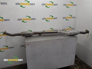 Gebruikte Uitlaat Middendemper Mazda MX-5 (NC18/1A) 1.8i 16V Prijs € 199,00 Margeregeling aangeboden door Autorecycling Joure B.V.