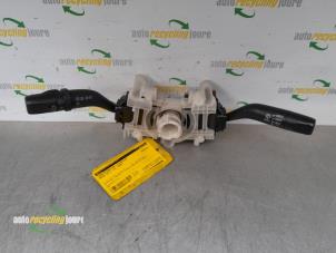 Gebruikte Licht + Raw Schakelaar Mazda MX-5 (NC18/1A) 1.8i 16V Prijs € 69,99 Margeregeling aangeboden door Autorecycling Joure B.V.