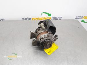 Gebruikte Alternator Mazda MX-5 (NC18/1A) 1.8i 16V Prijs € 39,99 Margeregeling aangeboden door Autorecycling Joure B.V.