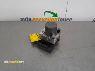 Gebruikte ABS Pomp Citroen C5 III Tourer (RW) 1.6 16V THP 155 Prijs € 144,99 Margeregeling aangeboden door Autorecycling Joure B.V.
