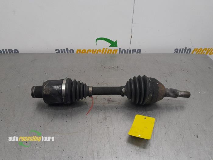 Gebruikte Aandrijfas rechts-voor Opel Antara (LA6) 2.0 CDTI 16V 4x4 Prijs € 49,99 Margeregeling aangeboden door Autorecycling Joure B.V.
