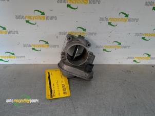 Gebruikte Gasklephuis Opel Antara (LA6) 2.0 CDTI 16V 4x4 Prijs € 49,99 Margeregeling aangeboden door Autorecycling Joure B.V.