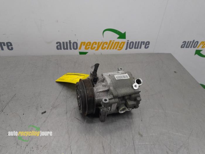 Gebruikte Aircopomp Fiat Panda (169) 1.2, Classic Prijs € 24,99 Margeregeling aangeboden door Autorecycling Joure B.V.