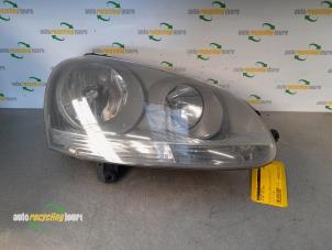 Gebruikte Rechter Koplamp Volkswagen Golf V (1K1) 1.6 FSI 16V Prijs € 39,99 Margeregeling aangeboden door Autorecycling Joure B.V.