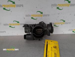 Gebruikte Gasklephuis Citroen C2 (JM) 1.1 Prijs € 29,99 Margeregeling aangeboden door Autorecycling Joure B.V.